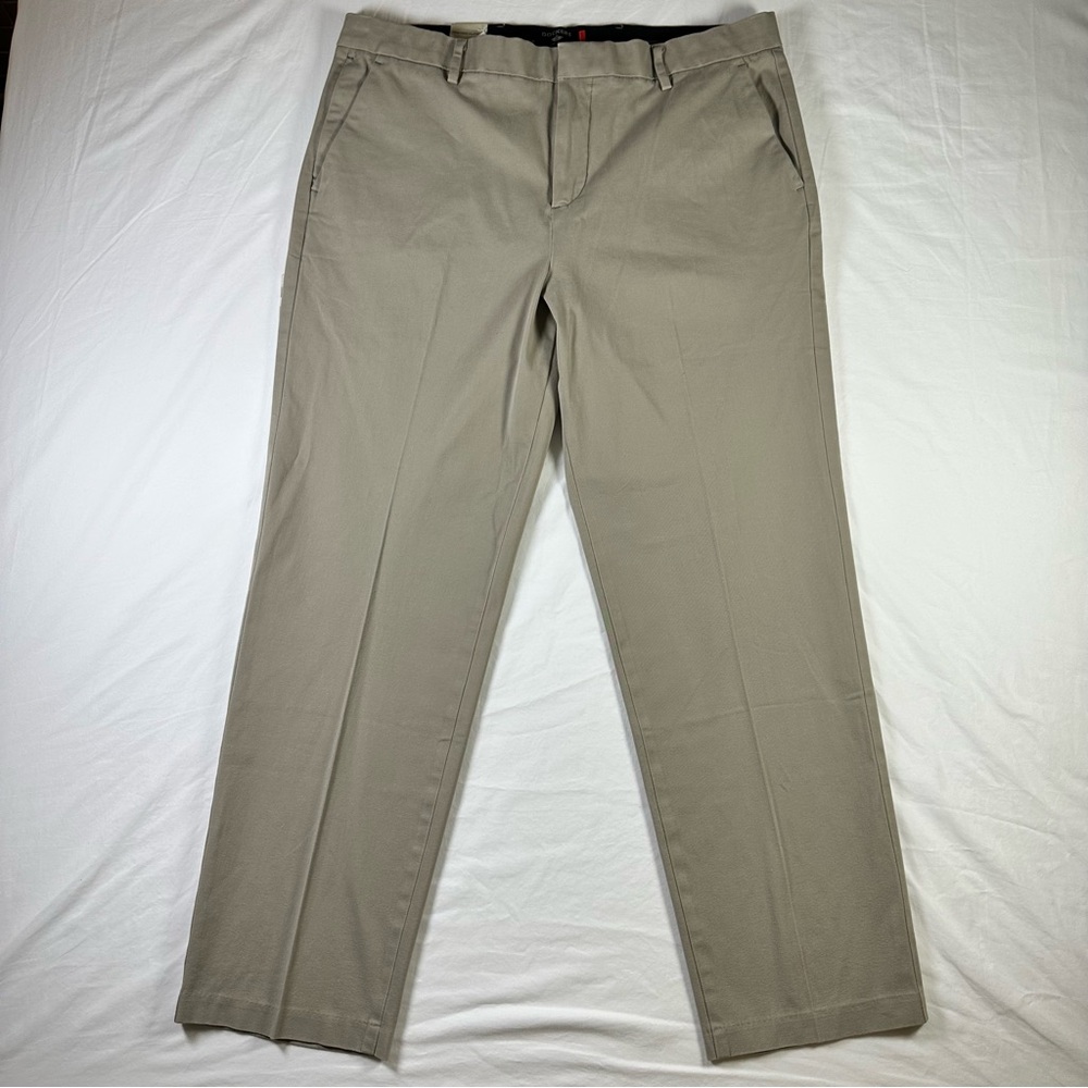 Dockers City Tech Trouser 36x32 Khaki Straight Smart 360 Flex NWT